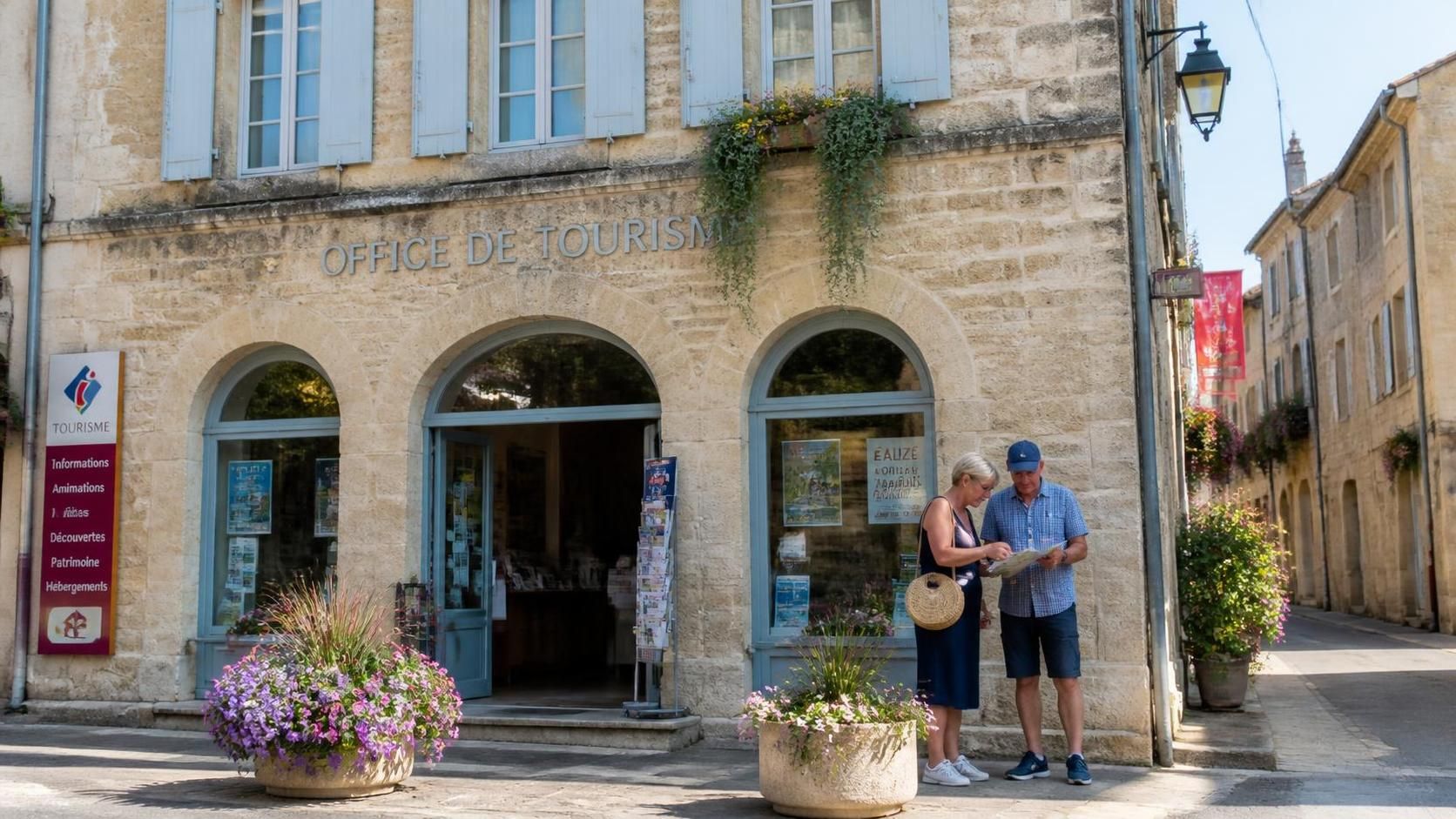 explorez l'office du tourisme d'eauze, votre guide incontournable pour découvrir les richesses culturelles, historiques et naturelles du gers. préparez votre visite en toute sérénité grâce à nos conseils et informations.