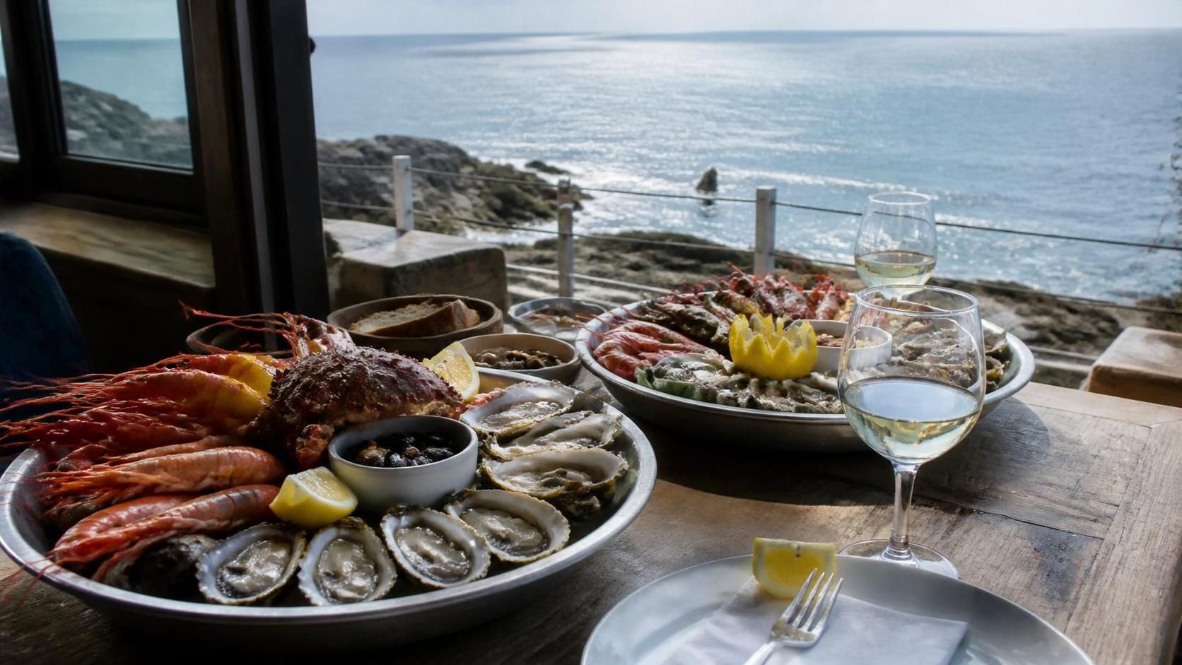 découvrez où savourer les meilleurs fruits de mer du finistère, entre spécialités locales et restaurants incontournables en bord de mer.